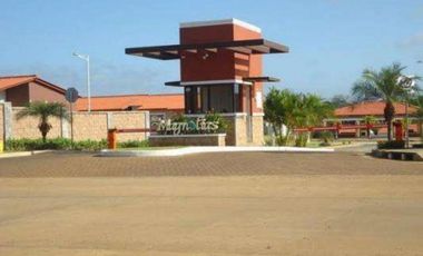 Casa de en Arboledas, Cluster Las Magnolias (CP)