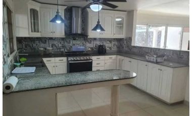 VENTA CASA EN EL DORADO CIUDAD DE PANAMA