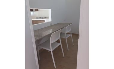 RESIDENCIA CON 4 AMBIENTES INDEPENDIENTES FRENTE A PLAYA CORONA (CP)