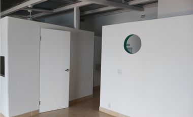 RESIDENCIA CON 4 AMBIENTES INDEPENDIENTES FRENTE A PLAYA CORONA (CP)