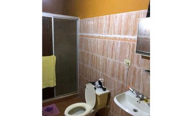 Se vende casa en Guararé