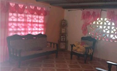 Venta de Casa en 24 de Diciembre