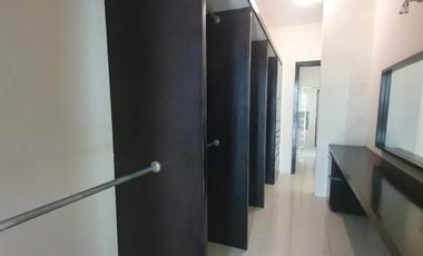 CASA CON ALBERCA EN COLONIA MIAMI