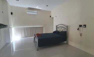 CASA CON ALBERCA EN COLONIA MIAMI