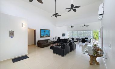 Venta de Casa en Coronado