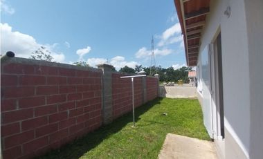 Casa a estrenar en PH Verona-3R-2B-Hato Montaña-Arraiján-CPPP