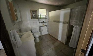 Se Vende Casa y Terreno en el Espino