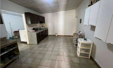 Se Vende Casa y Terreno en el Espino