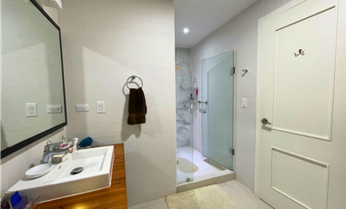 VENTA-ALQUILER DE APARTAMENTO EN PH SOLARIA PUNTA CAELO
