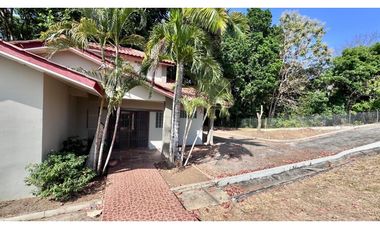 Venta de casa en El Cocal de Las Tablas.