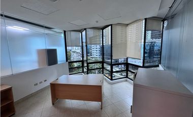 ALQUILER OFICINA OBARRIO DE OPORTUNIDAD (EC)