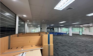 ALQUILER OFICINA OBARRIO DE OPORTUNIDAD (EC)