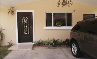 VENTA CASA BRISAS DEL GOLF PH VILLA TIVOLI