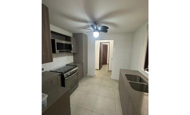 VENTA CASA BRISAS DEL GOLF PH  GOLF GARDENS