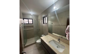 VENTA CASA BRISAS DEL GOLF PH  GOLF GARDENS