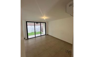 VENTA CASA BRISAS DEL GOLF PH  GOLF GARDENS
