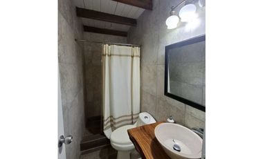 Se vende casa en Altos de Cerro Azul