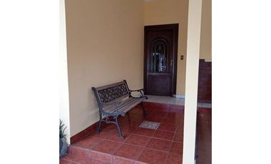 VENTA CASA CHANIS CASA BLANCA