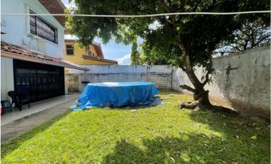 VENDO CASA UNIFAMILIAR DE DOS PLANTAS EN VILLA CACERES