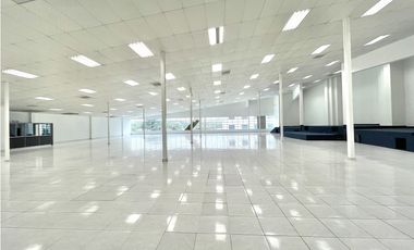 LOCAL EN ALQUILER PLAZA CONQUISTADOR - FORTUNA | VILLA LUCRE