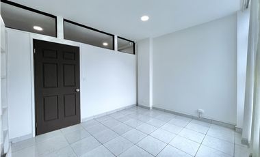 LOCAL EN ALQUILER PLAZA CONQUISTADOR - FORTUNA | VILLA LUCRE
