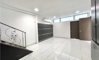 LOCAL EN ALQUILER PLAZA CONQUISTADOR - FORTUNA | VILLA LUCRE