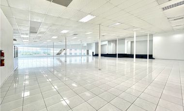 LOCAL EN ALQUILER PLAZA CONQUISTADOR - FORTUNA | VILLA LUCRE