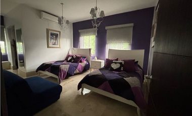 CASA EN VENTA EN EL CARMEN