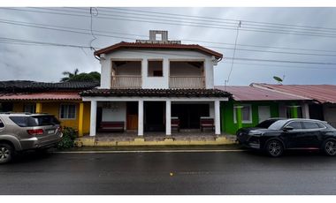Se alquila hostal en Pedasí.