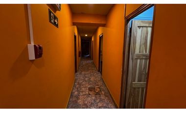Se alquila hostal en Pedasí.