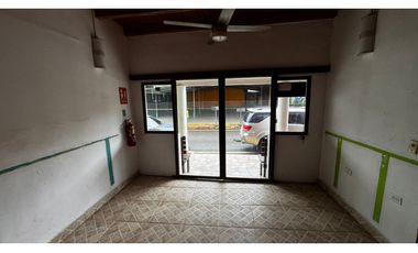 Se alquila hostal en Pedasí.