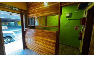 Se alquila hostal en Pedasí.