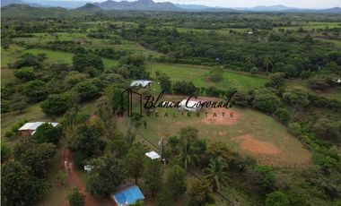 VENTA  DE FINCA EN AGUADULCE CON CERTIFICACION AGROTURISTICA