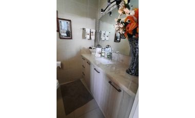 VENDO APARTAMENTO DE PLAYA EN GORGONA PH BAHIA