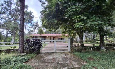 Venta de Casa en Altos de Cerro Azul