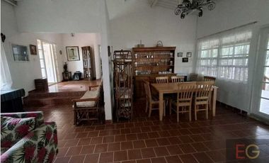 Venta de Casa en Altos de Cerro Azul