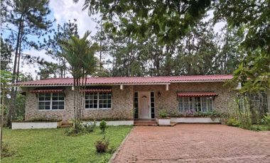 Venta de Casa en Altos de Cerro Azul