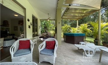 VENTA CASA EMBASSY GARDENS CLAYTON