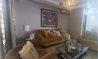 VENTA CASA BRISAS DEL GOLF PH OLYMPUS
