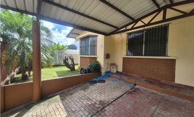 Venta de Casa en Villa Lucre