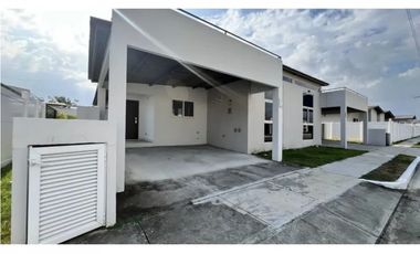 VENTA CASA COSTA SUR PH VILLA SUR