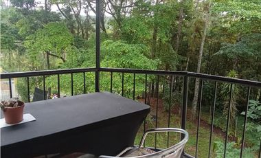 Venta de una Amplia Casa en Cerro Azul