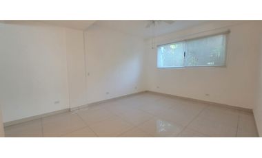 Casa con piscina - Albrook - Ancón