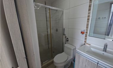 Alquiler de Apartamento en PH Kings Park, Condado del Rey