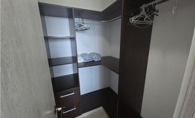 Alquiler de Apartamento en PH Kings Park, Condado del Rey