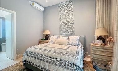 Venta de apartamento en Punta Barco PH Solea