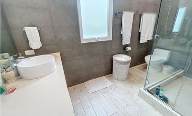 Venta de apartamento en Punta Barco PH Solea