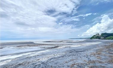 Venta de apartamento en Punta Barco PH Solea