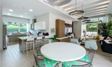 Venta de apartamento en Punta Barco PH Solea