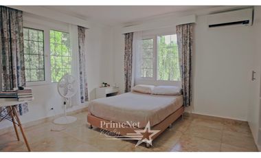 Venta de Casa de Lujo en Albrook, Panamá